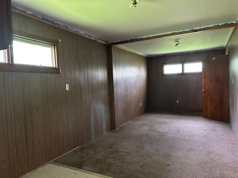 More Photos Of 2405 E Court St, Kankakee Land For Sale