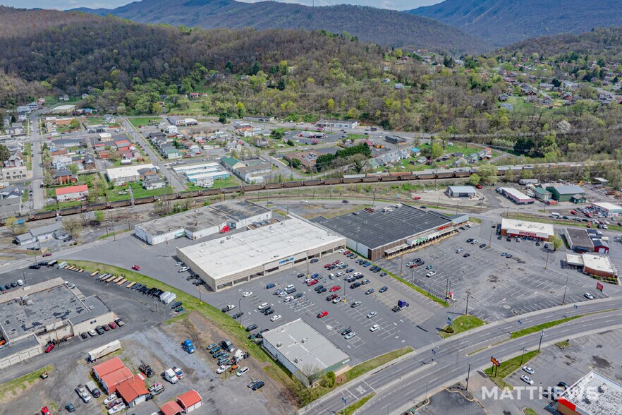 More Photos Of 1005 S Craig Ave, Covington Warehouse For Sale