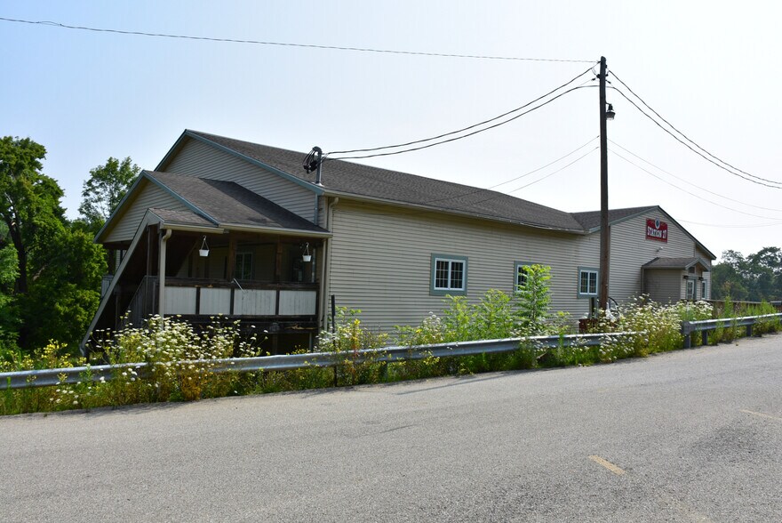 More Photos Of 18208 Cussewago Rd, Meadville Restaurant For Sale