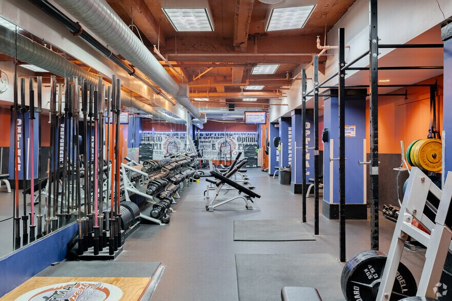 More Photos Of 1315 Walnut St, Philadelphia Office For Lease