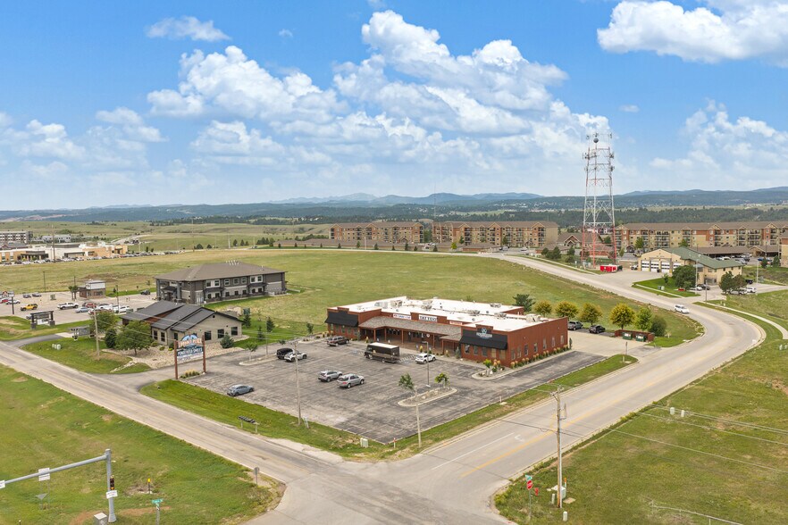 More Photos Of 5955 Mt Rushmore Rd, Rapid City Storefront Retail Office For Sale