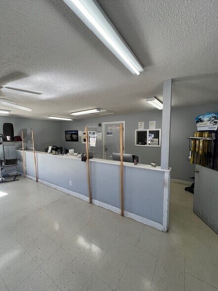 More Photos Of 736 US-52 Hwy, Wadesboro Industrial For Sale