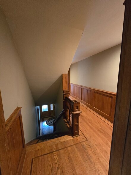 More Photos Of 813 W Berry St, Fort Wayne Apartments For Sale