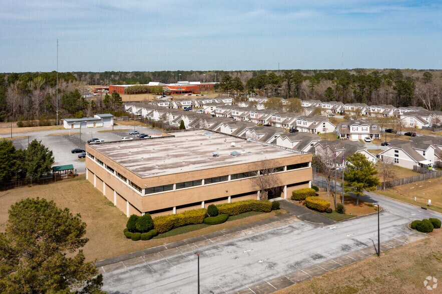 More Photos Of 4000 Dr Martin Luther King Jr Blvd, New Bern Office For Lease