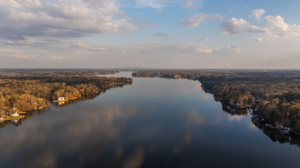 More Photos Of 402 Cliffside dr, Titus Land For Sale