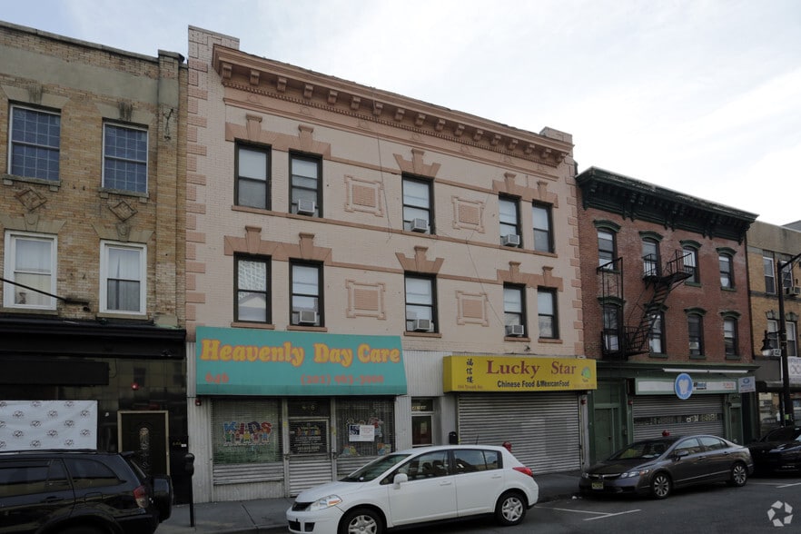 More Photos Of 646 Newark Ave, Jersey City Storefront Retail Residential For Lease