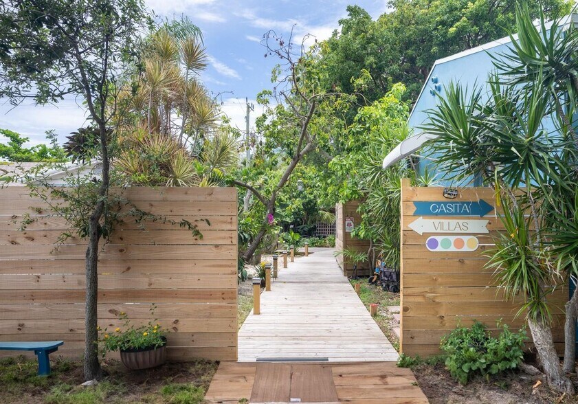 More Photos Of 1944 NE 5th St, Deerfield Beach Apartments For Sale