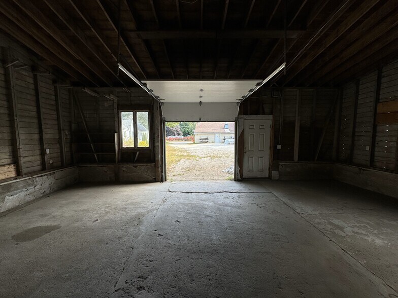 More Photos Of 256 Sebago Rd, Sebago Restaurant For Sale