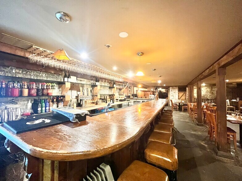 More Photos Of 2021 Smith Flat Rd, Placerville Office For Sale