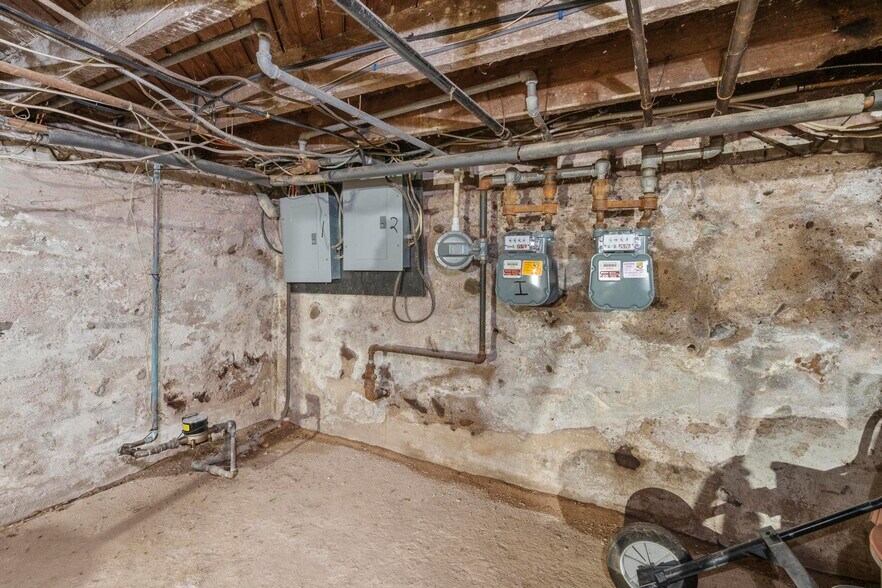 More Photos Of 273 Main St, Cromwell Apartments For Sale