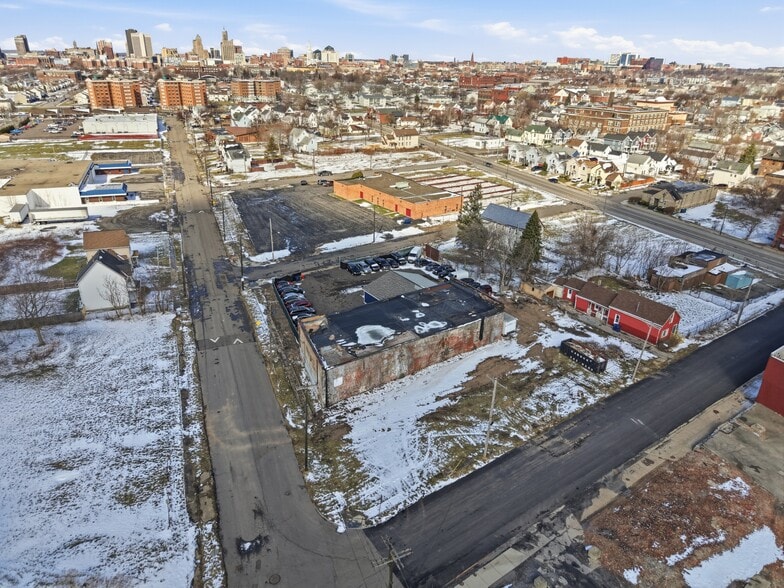 More Photos Of 688 E Eagle St, Buffalo Warehouse For Sale