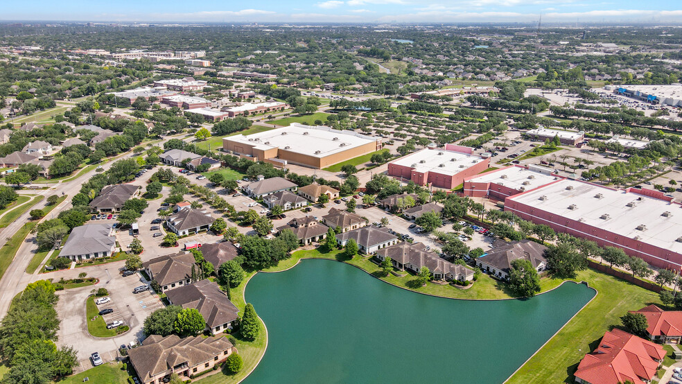 More Photos Of 4626 Riverstone Blvd, Missouri City Medical For Sale