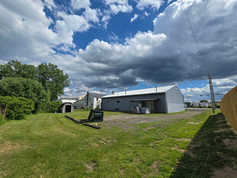 More Photos Of 9040 State Rt 14, Streetsboro Auto Repair For Sale