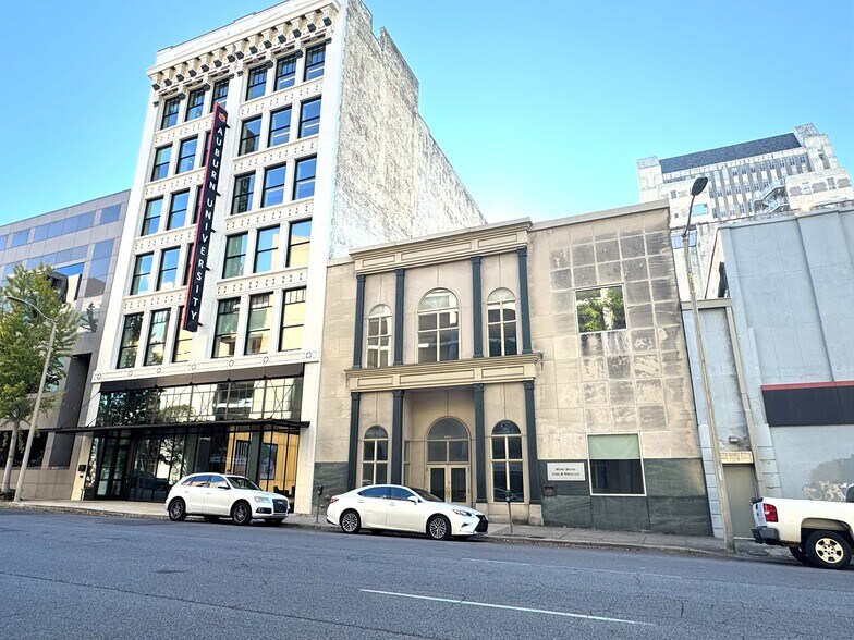 More Photos Of 2009-2011 4th Ave N, Birmingham Office For Sale