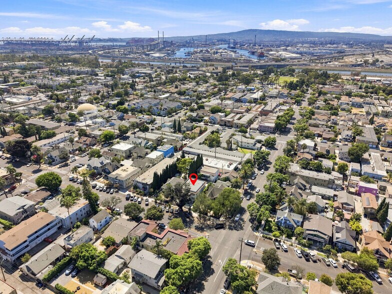 More Photos Of 943-949 Chestnut Ave, Long Beach Apartments For Sale