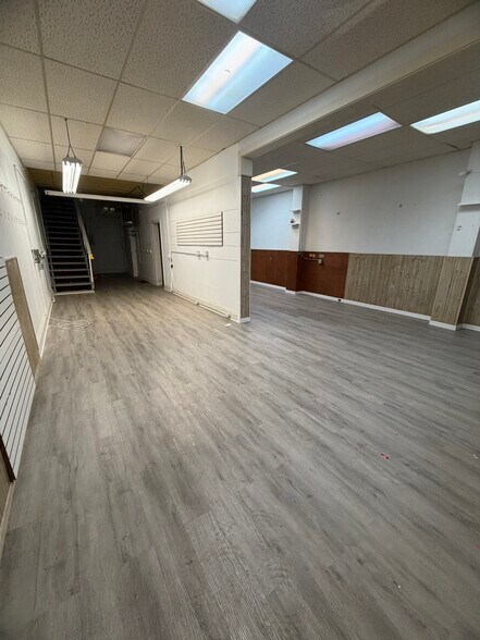 More Photos Of 79 W Portal Ave, San Francisco Storefront For Lease