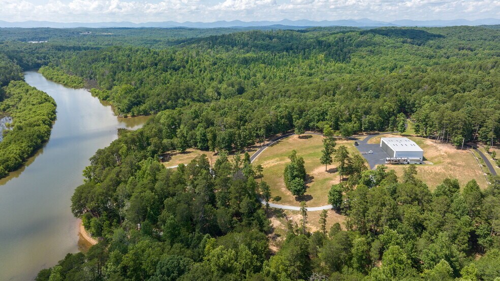 More Photos Of 2200 Martins Ford Rd, Dahlonega Specialty For Sale