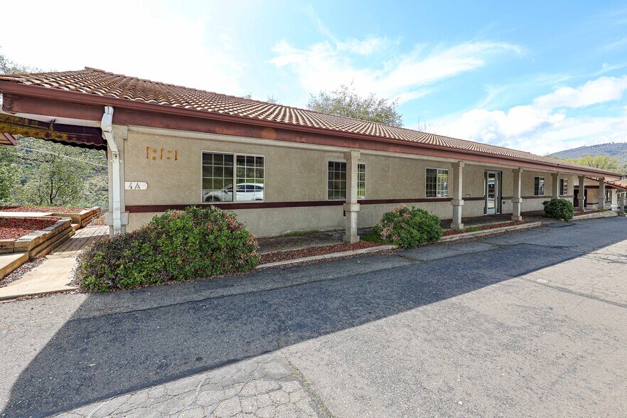 More Photos Of 5320 State Highway 49, Mariposa Office Residential For Sale