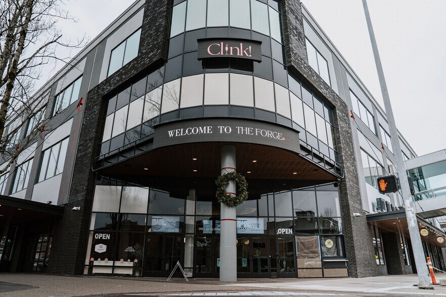 Primary Photo Of 285 Liberty St, Salem Storefront Retail Office For Lease