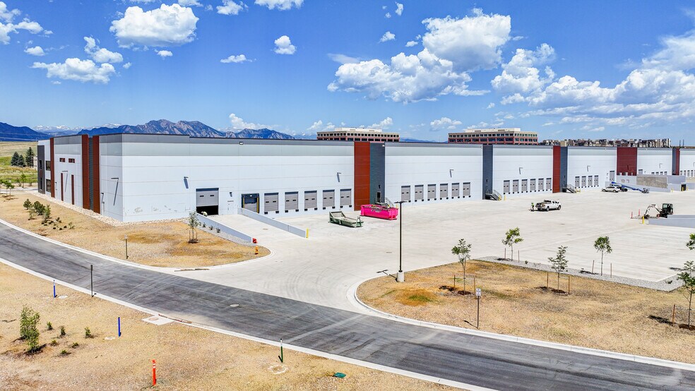 More Photos Of 11829 Simms St, Broomfield Warehouse For Lease