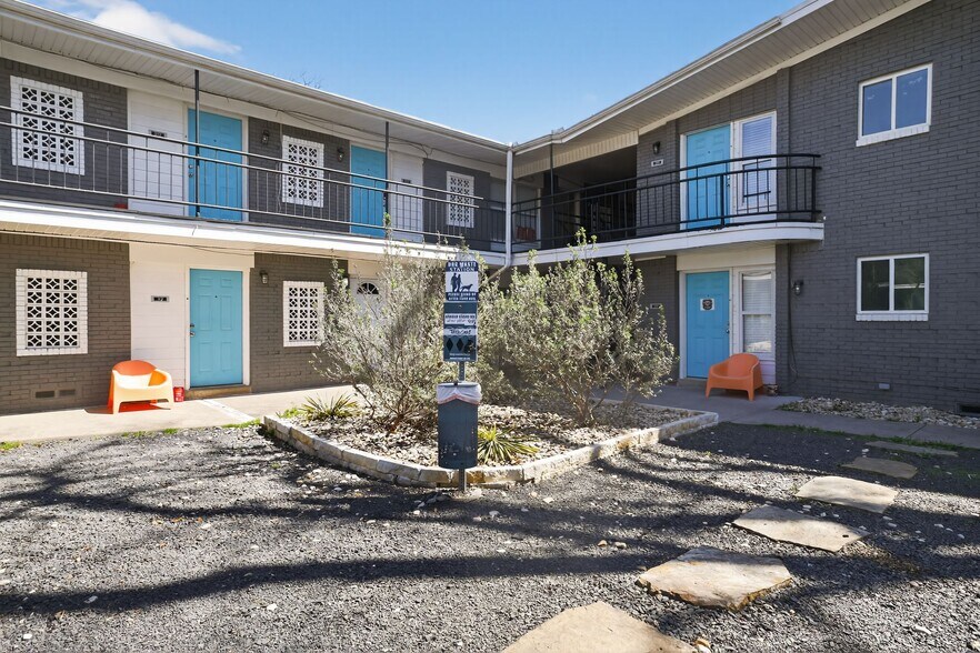 More Photos Of , Dallas Unknown For Sale