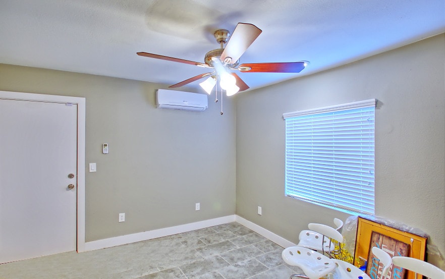 More Photos Of 131 W University Dr, Mesa Office Residential For Lease