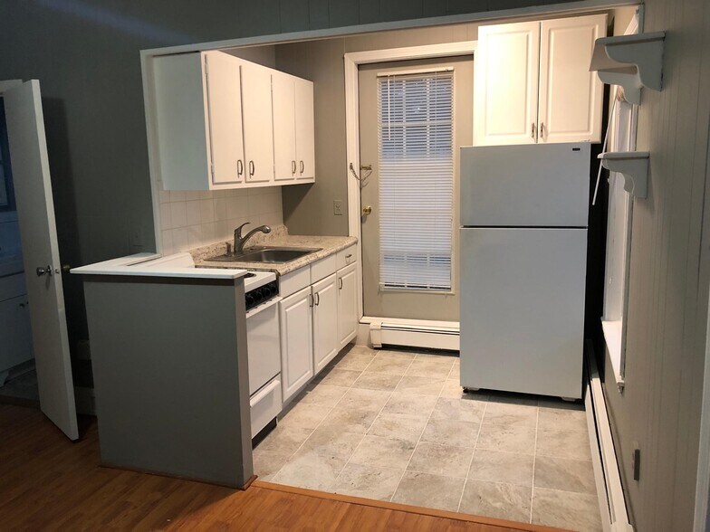 More Photos Of 12 Cedar St, Hopkinton Apartments For Sale