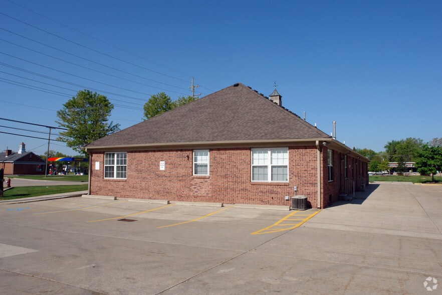 More Photos Of 5995-6015 19 Mile Rd, Sterling Heights Medical For Lease