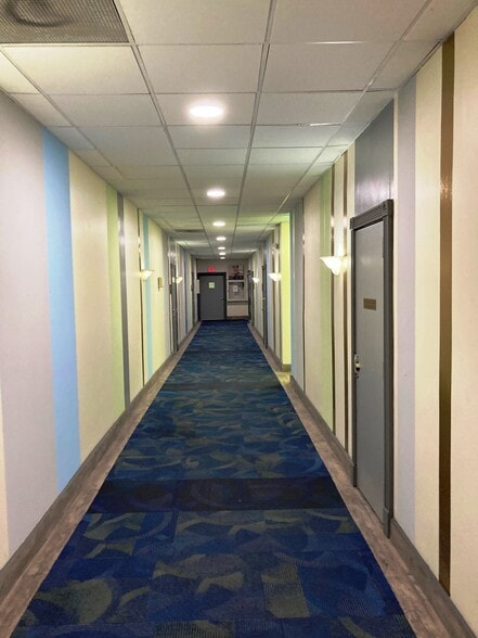 More Photos Of 1920 E Hallandale Beach Blvd, Hallandale Beach Office For Sale