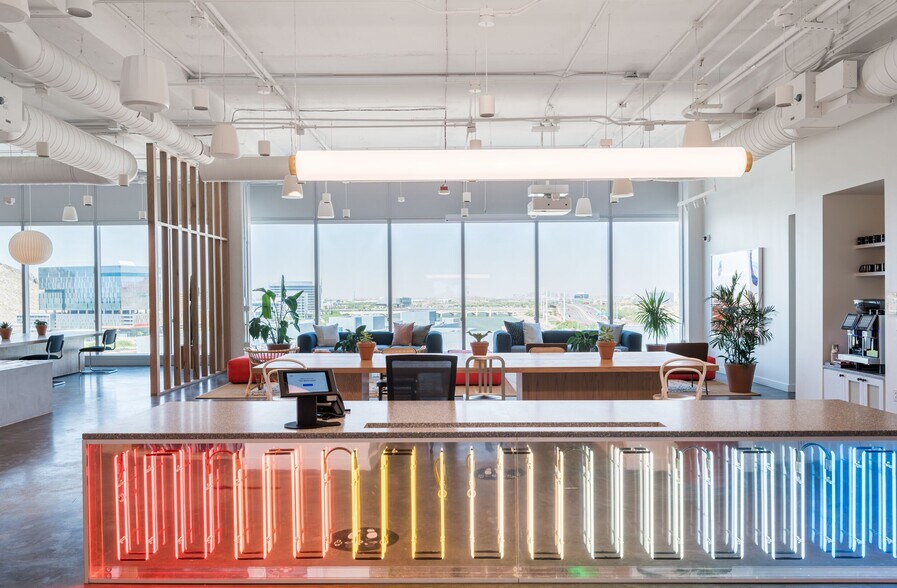 More Photos Of 410 N Scottsdale Rd, Tempe Office For Lease