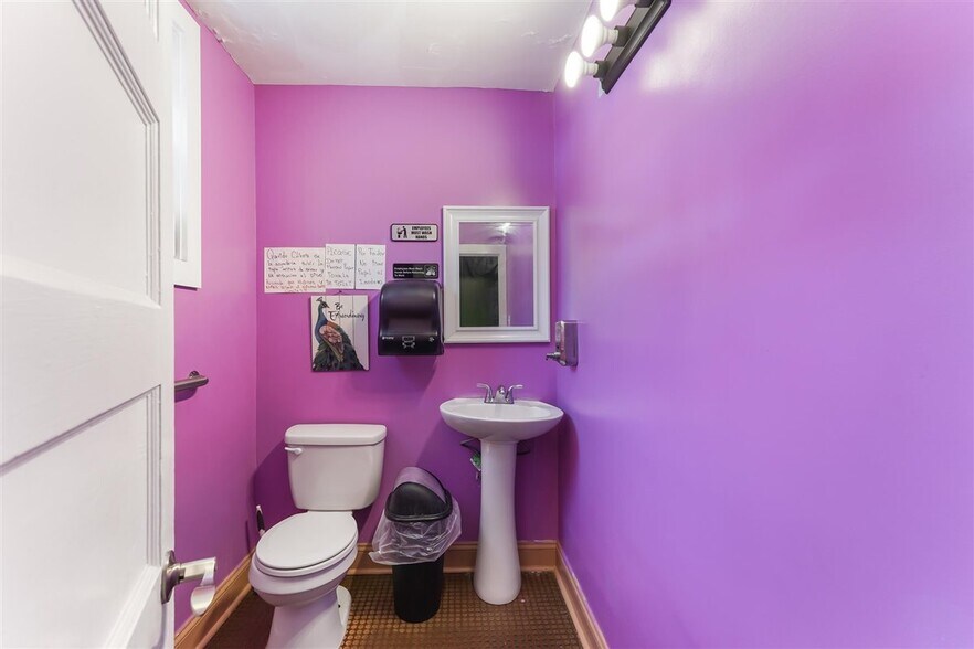 More Photos Of 1470 W Baltimore Pike, Toughkenamon Restaurant For Sale