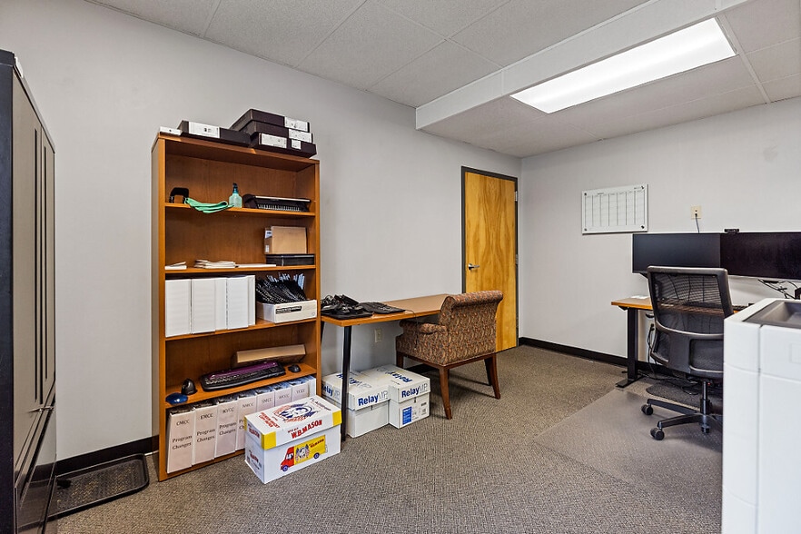 More Photos Of 323 State St, Augusta Office Residential For Sale