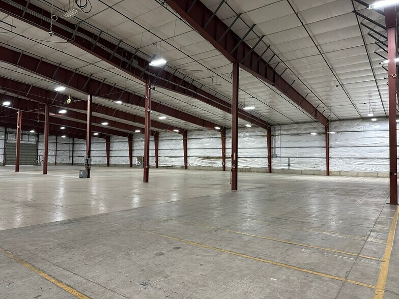 More Photos Of 5405 W Riverbend Ave, Post Falls Manufacturing For Lease