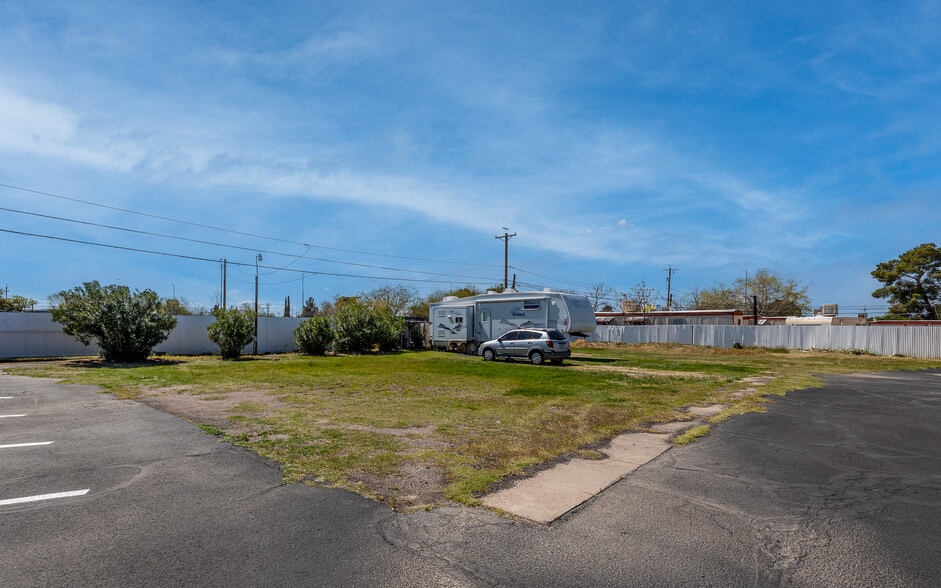 More Photos Of 3526 E Benson Hwy, Tucson Hotel For Sale