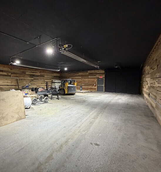 More Photos Of 1820 Iowa Ave, Lorain Warehouse For Sale