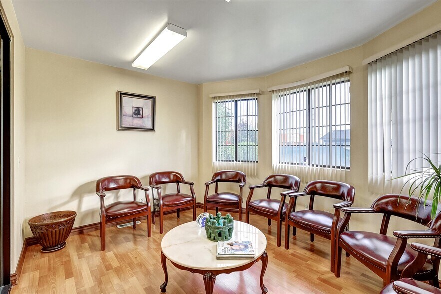 More Photos Of 120 S San Antonio Ave, Ontario Medical For Lease