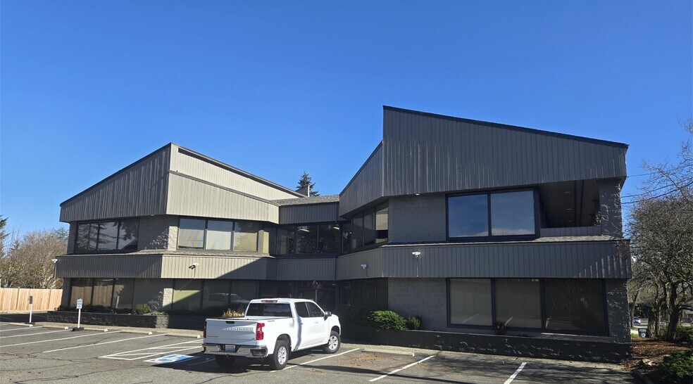 Primary Photo Of 1222 N 185th St, Shoreline Office For Lease