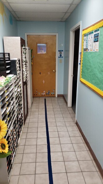 More Photos Of 7252 Metropolitan Ave, Middle Village General Retail For Sale