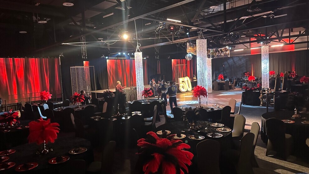 More Photos Of 1440-1460 Moon River Dr, Provo Office For Sale