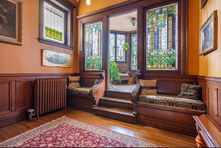 More Photos Of 623 Broadway St, Baraboo Specialty For Sale