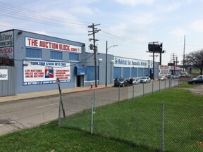 More Photos Of 12600-12660 Greenfield Rd, Detroit Warehouse For Sale