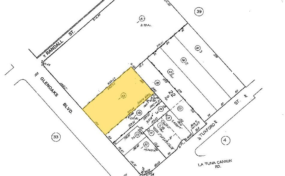 More Photos Of 9130 Glenoaks Blvd, Sun Valley Manufacturing For Lease
