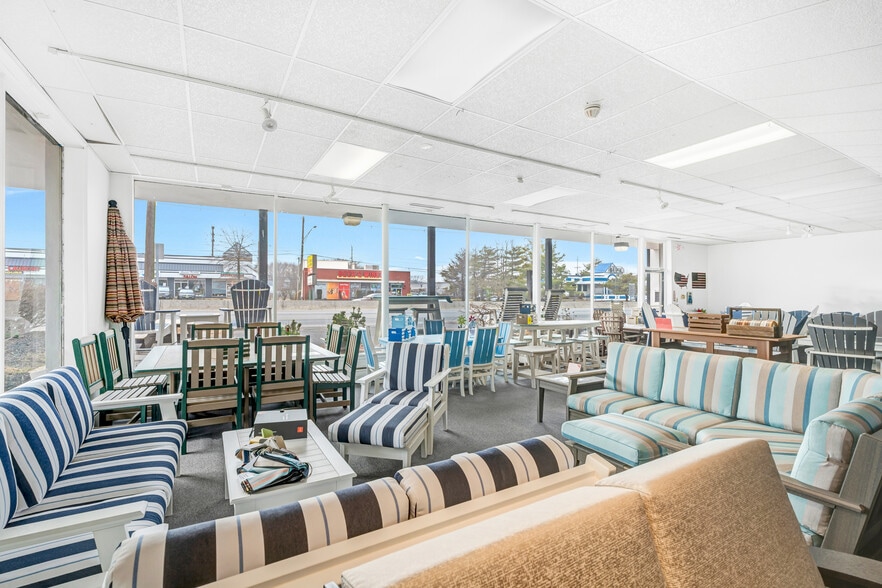 More Photos Of 2113 Rt-35, Oakhurst Freestanding For Sale