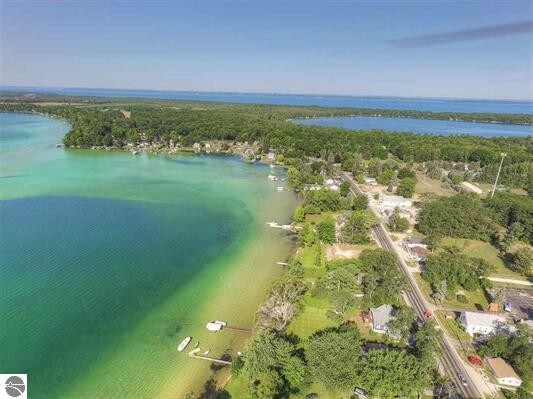 More Photos Of 7262 Cairn Hwy, Kewadin Service Station For Sale