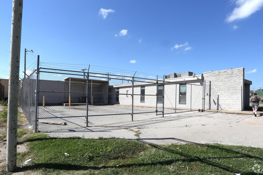 More Photos Of 901 N Virginia Ave, Oklahoma City Manufacturing For Lease