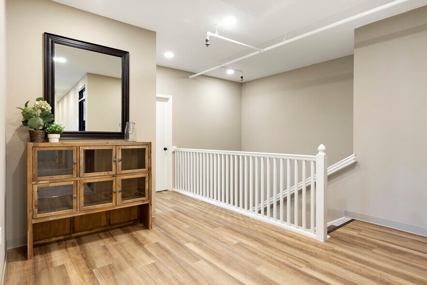 More Photos Of 11901-11909 Central Ave NE, Blaine Medical For Lease