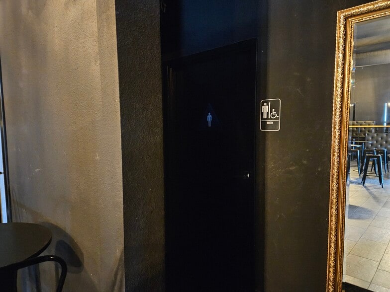 More Photos Of 601-611 H St, Modesto Storefront For Sale