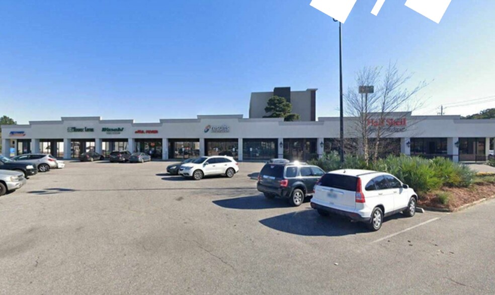 Primary Photo Of 3658 Airport Blvd, Mobile Unknown For Lease
