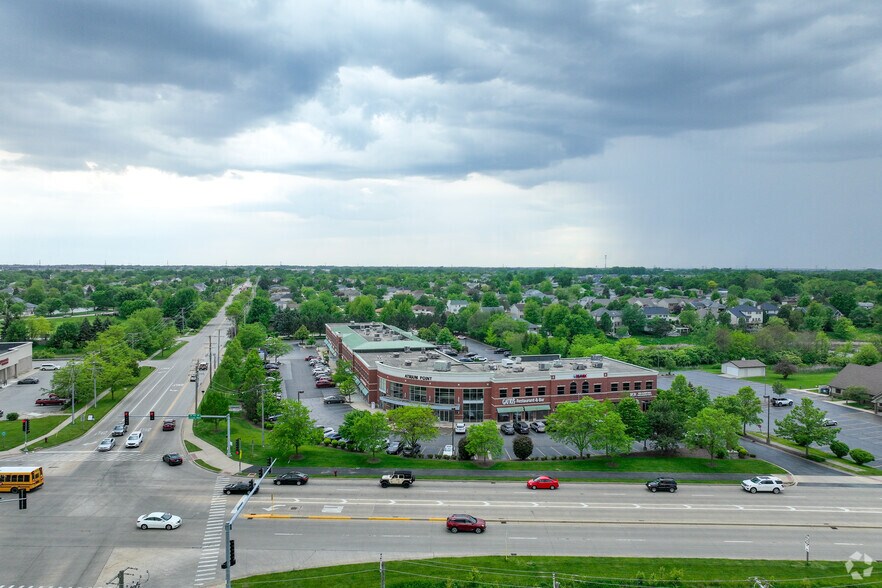More Photos Of 1938-2000 E Lincoln Hwy, New Lenox Storefront Retail Office For Lease
