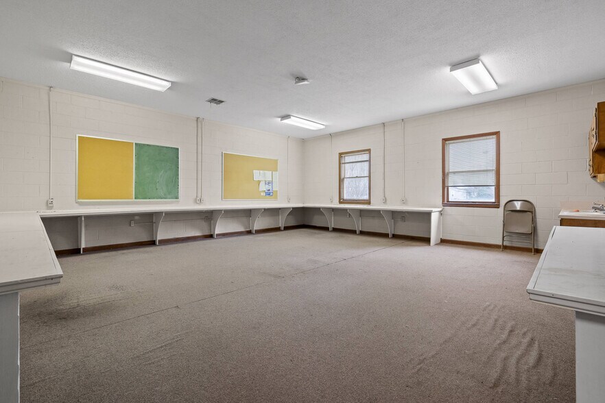 More Photos Of 940 S Ocoee St, Cleveland Medical For Sale